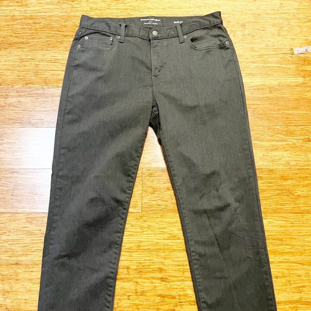 Banana Republic Men's Charcoal Gray Slim Travel Jean. Size 34 Waist X 32 Length - Picture 5 of 16